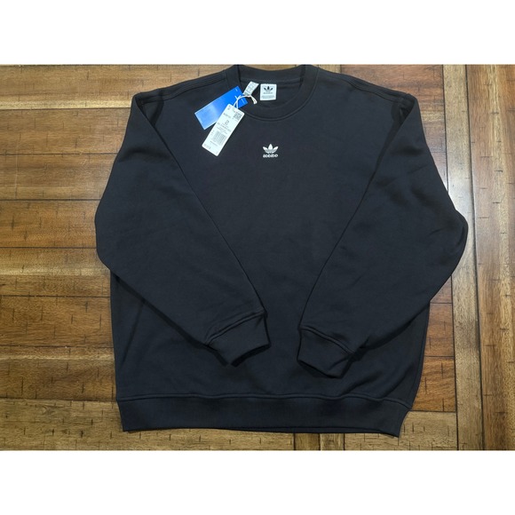 adidas Tops - Adidas Originals Women ESS Crew Oversized Sweatshirt Black Small NWT